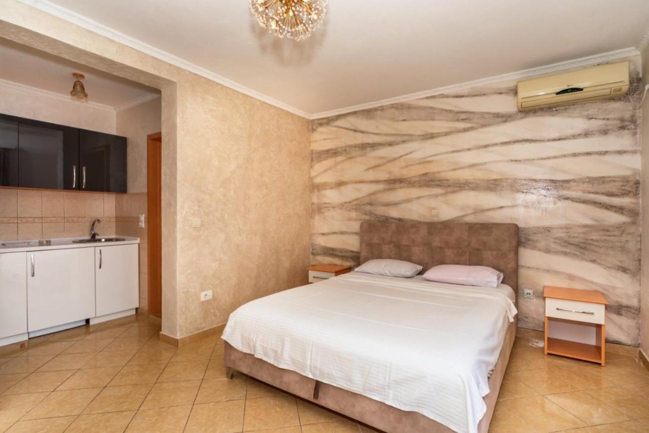 Ani Apartmani Добра-Вода Экстерьер фото