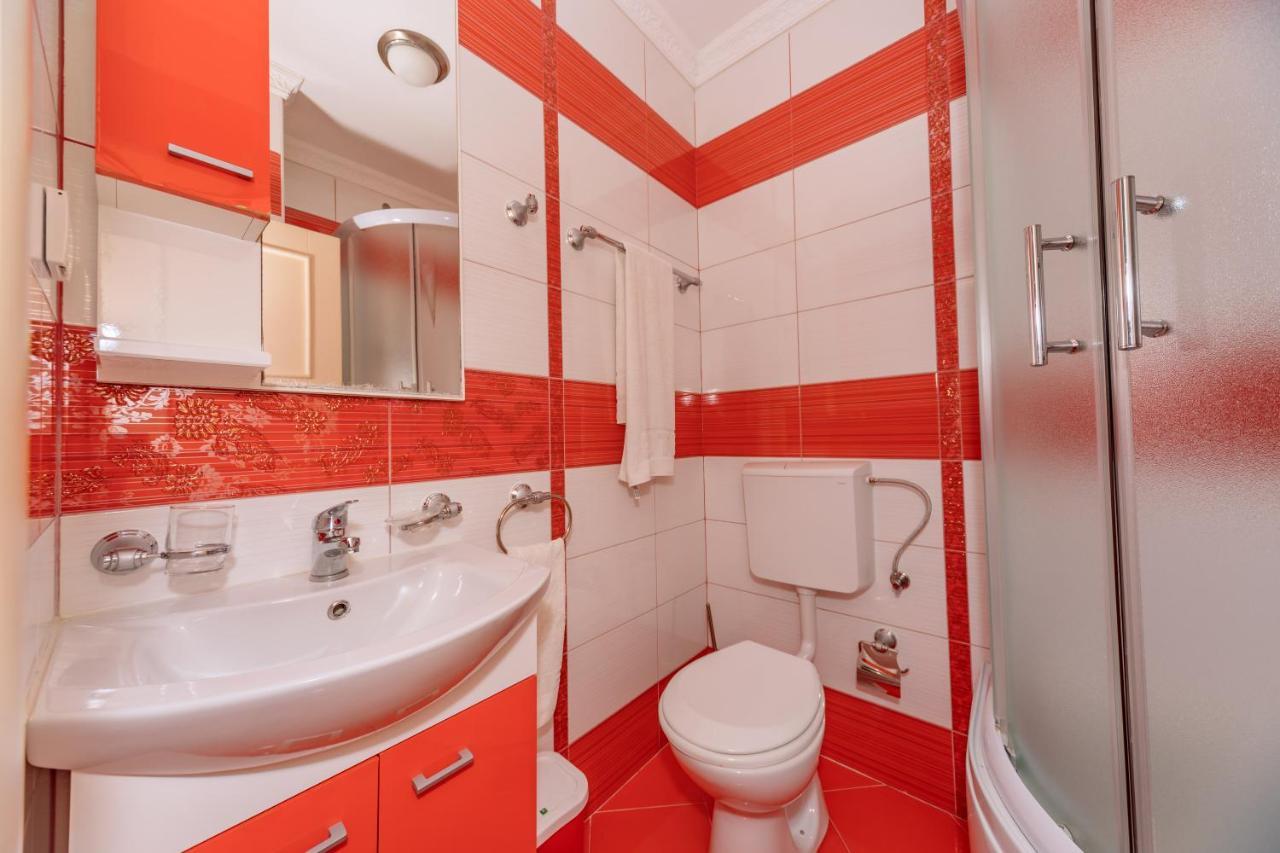Ani Apartmani Добра-Вода Экстерьер фото